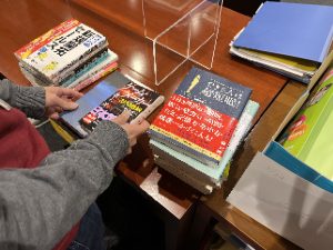 PHP文庫　色々68冊　家庭長期保管品　管理シール付き　整理番号129